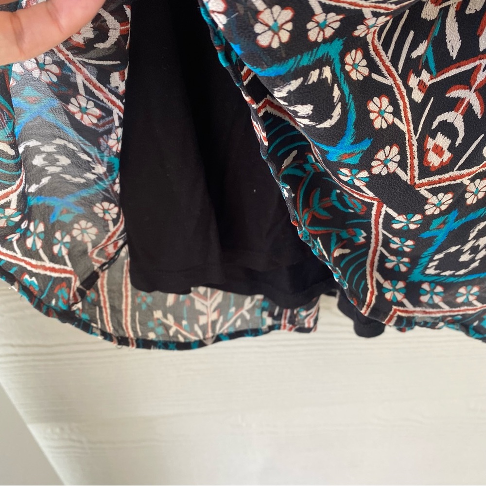 ELLA MOSS Flora Vista Silk Tank in Black - Picture 5 of 11